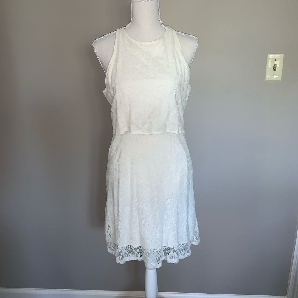 White lace dress